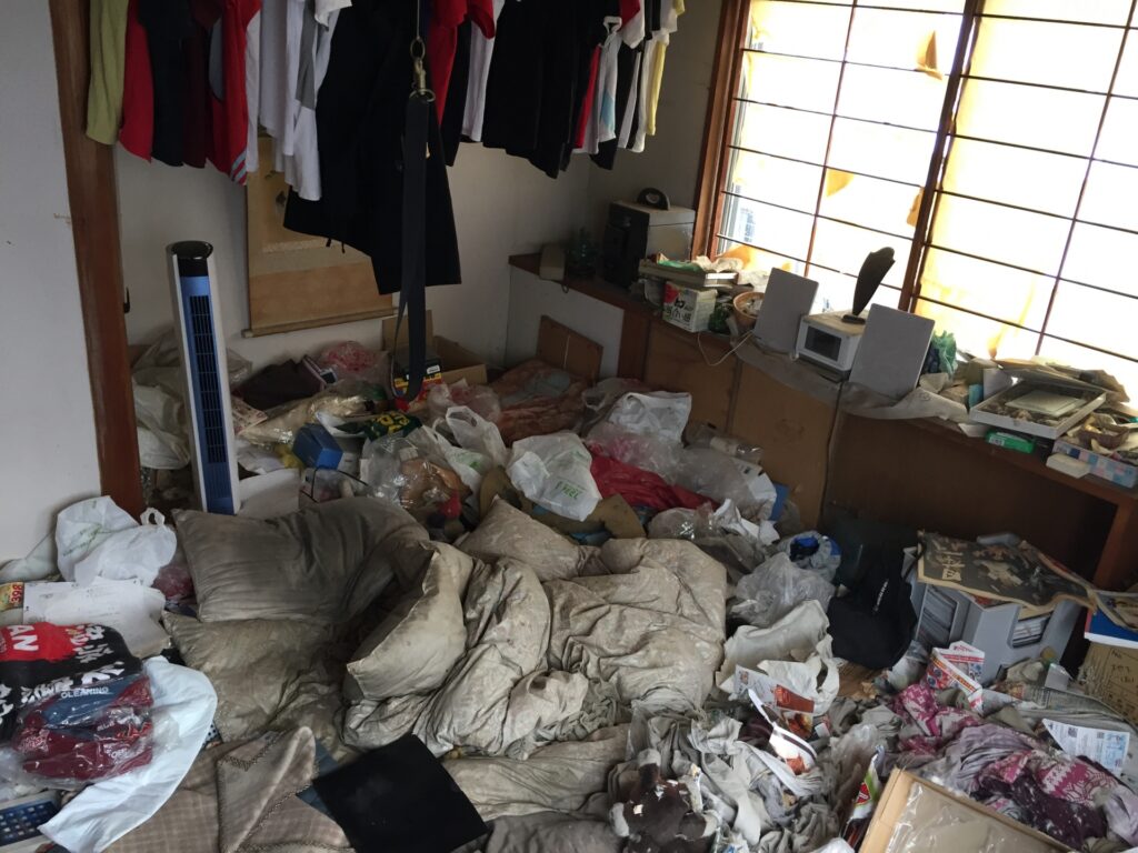 東大阪市で不要品の回収だけでは無く、ゴミ屋敷にも対応